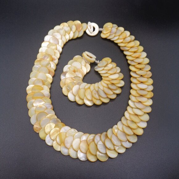 Vtg Handmade Hawaiian Golden MOTHER OF PEARL Disc NECKLACE & BRACELET Set - Picture 7 of 7